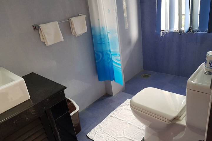 Room 26 of 33