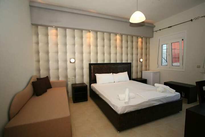 Room 9 of 56