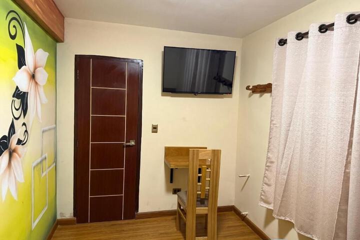 Room 3 of 35