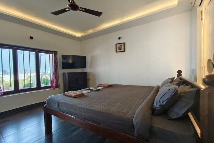 Room 12 of 31