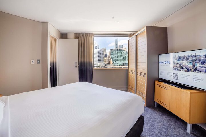 Room 74 of 227