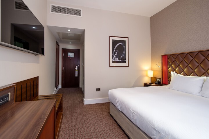 Room 38 of 127