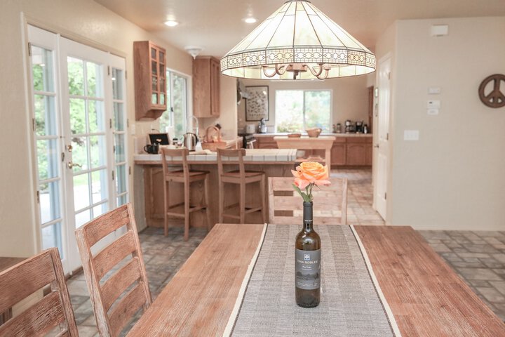 Dining Photos