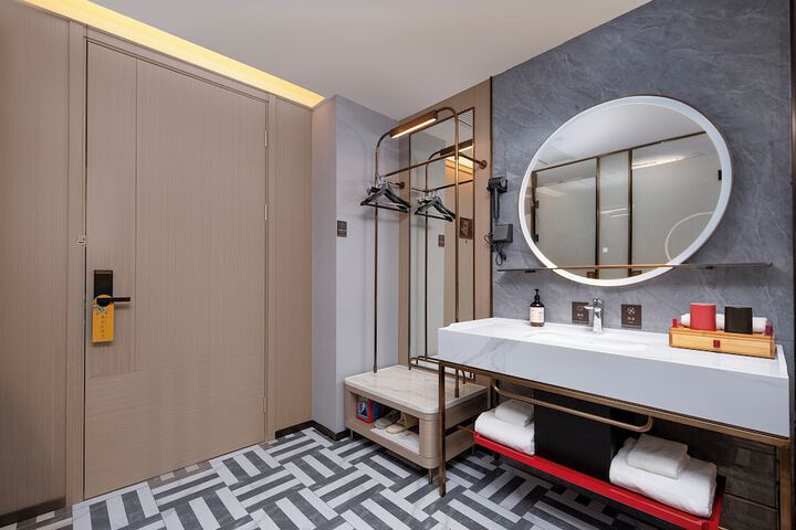 Room 55 of 89