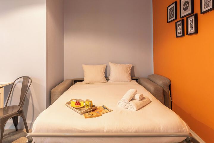 Room 32 of 72