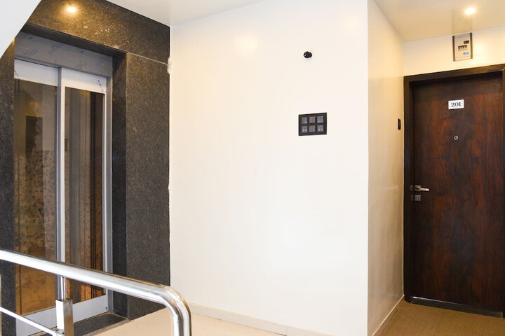 Hotel Interior 2 of 31