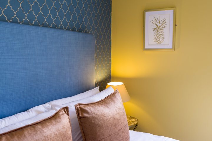 Room 3 of 62