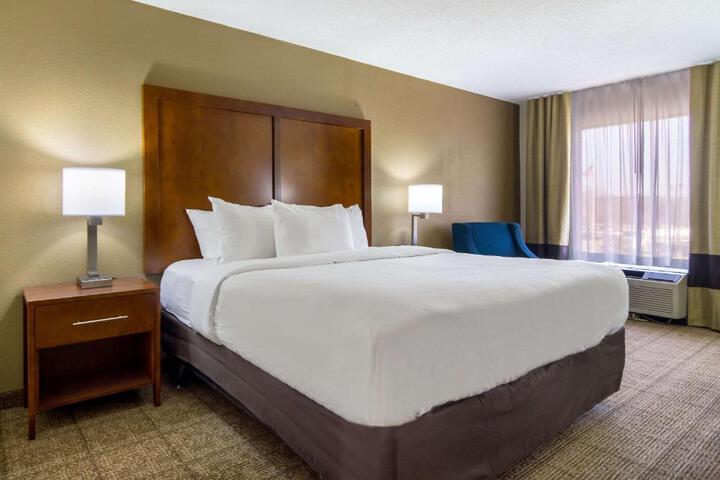 2 Queen Beds