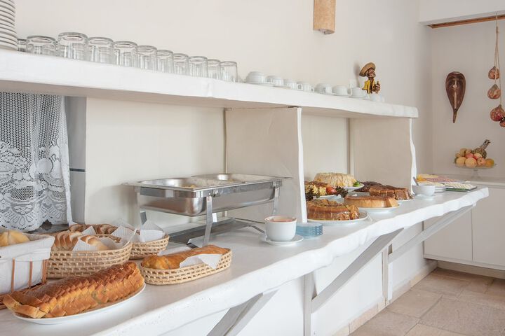 Breakfast/Coffee Service 8 of 23