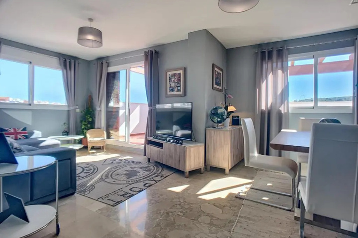 Room 2 of 15
