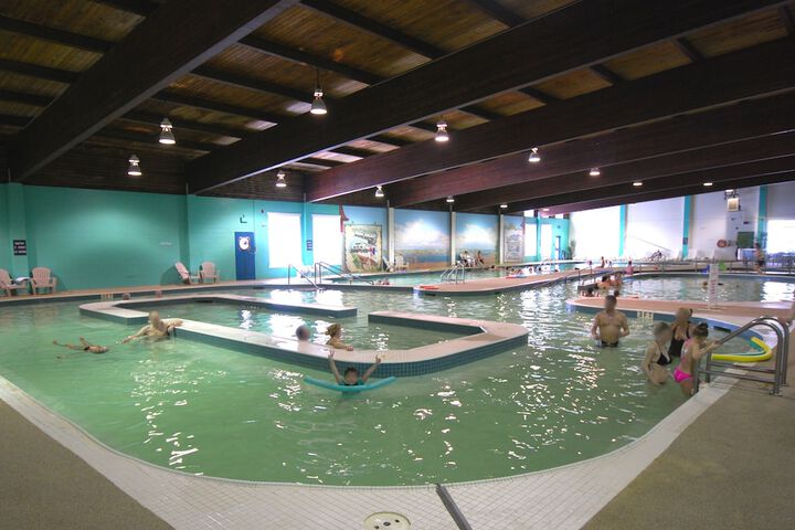 Pool 7 of 15