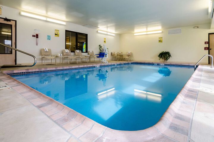 Pool 66 of 106