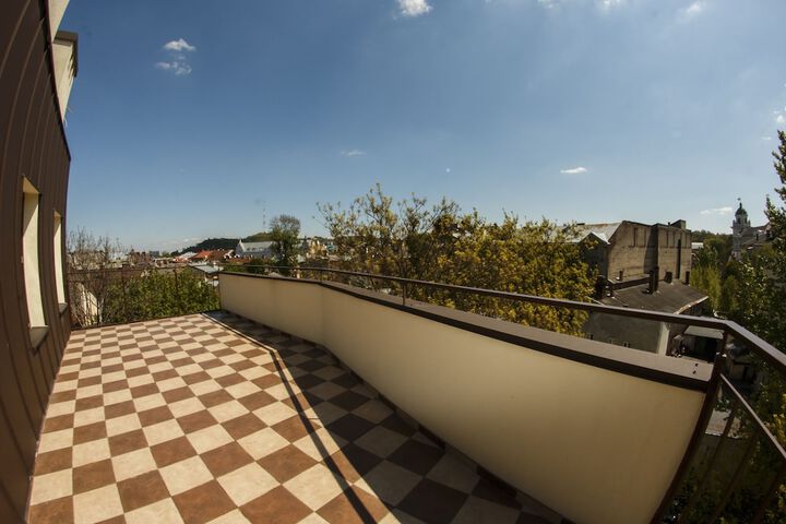 Terrace/Patio 58 of 60