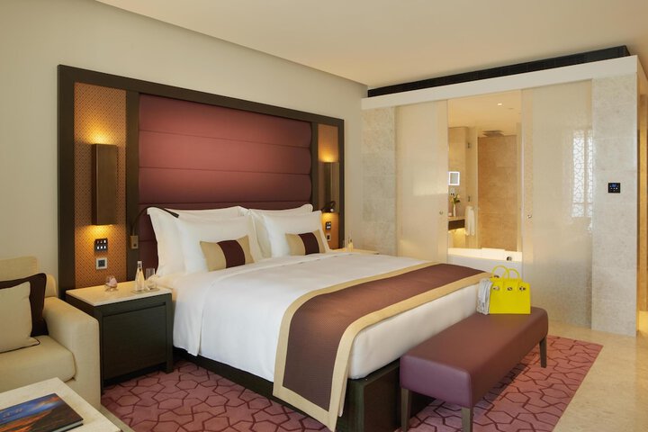 Room 31 of 254