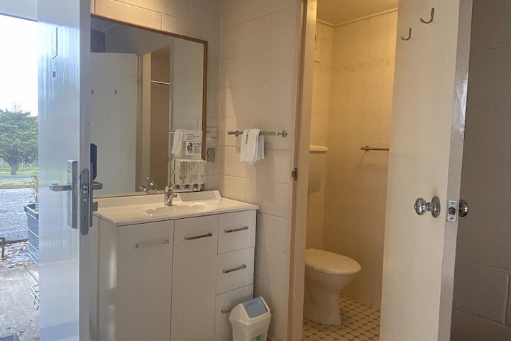 Room 35 of 58
