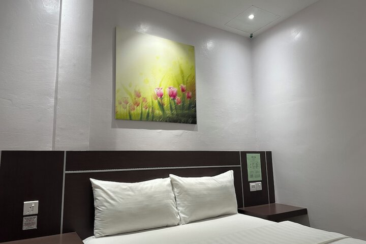 Room 29 of 48