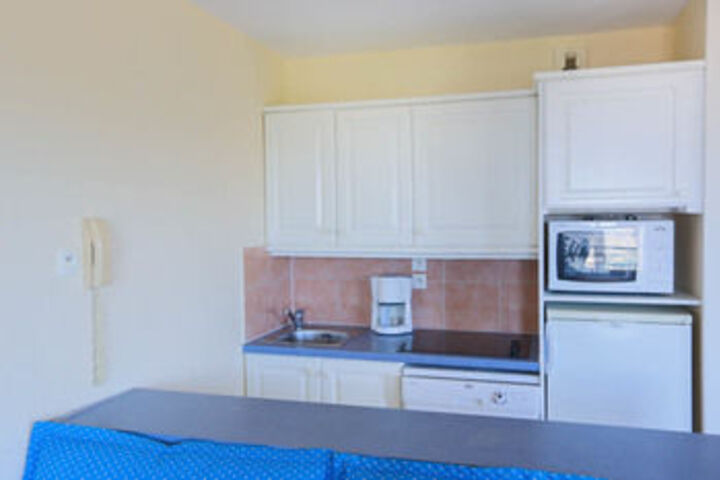 Room 43 of 65