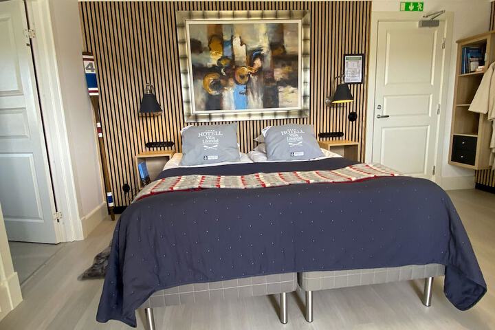 Room 15 of 135