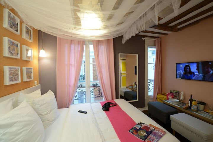 Room 196 of 648