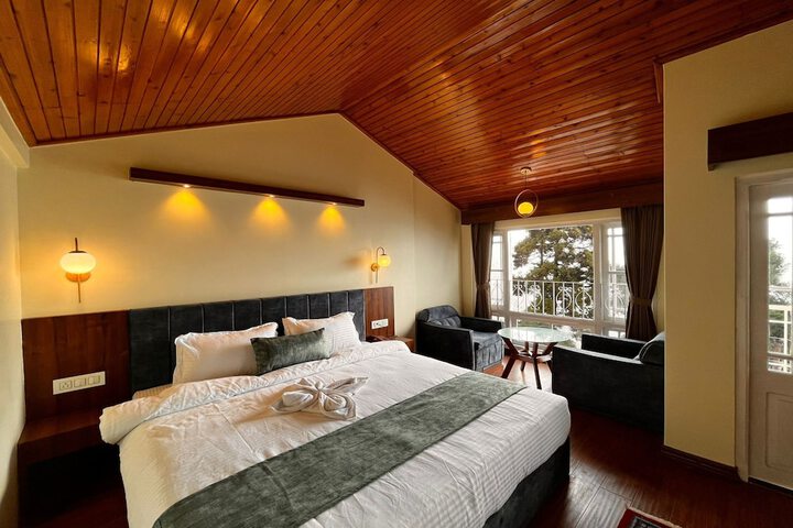 Room 3 of 14
