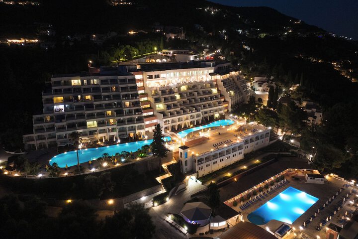 Hotel 153 of 180