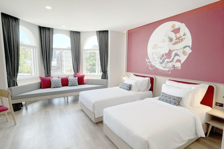 Room 14 of 190