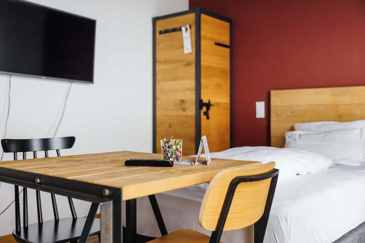 Room 15 of 52