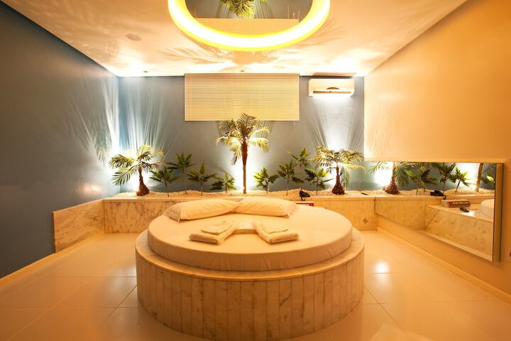 Hot Tub 21 of 23