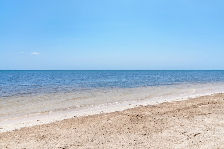 Beach 29 of 44