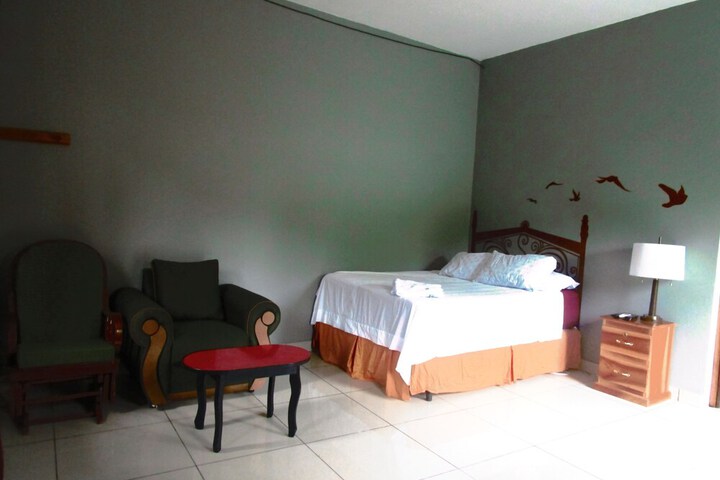 Room 11 of 31