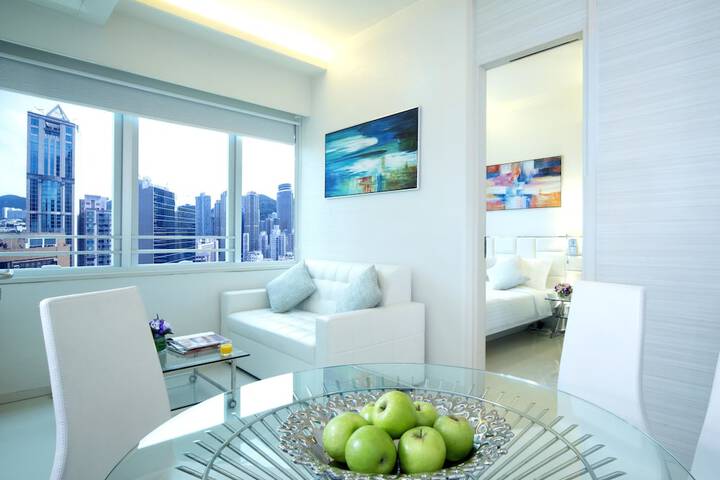 Room 11 of 22