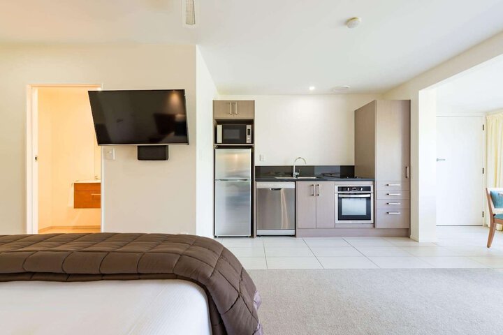 Room 14 of 85
