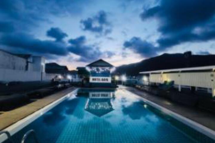 Hotel with Pool