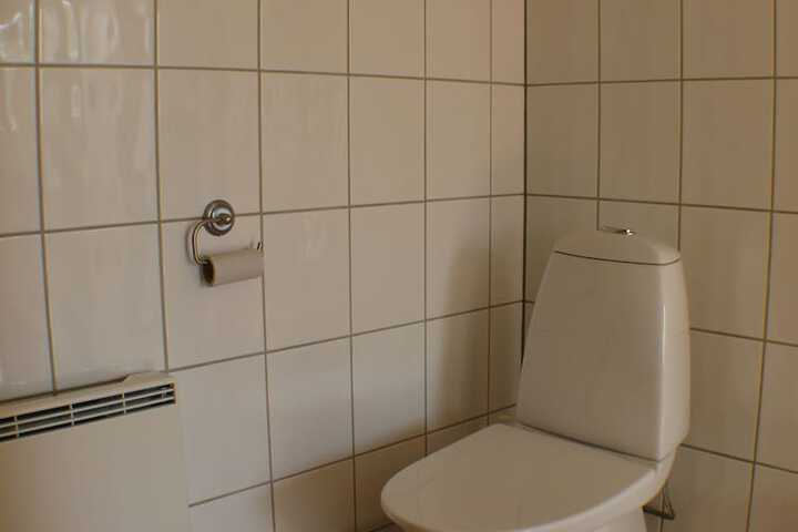 Room 7 of 28