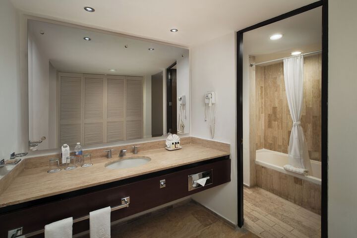 Bathroom Interior Photo