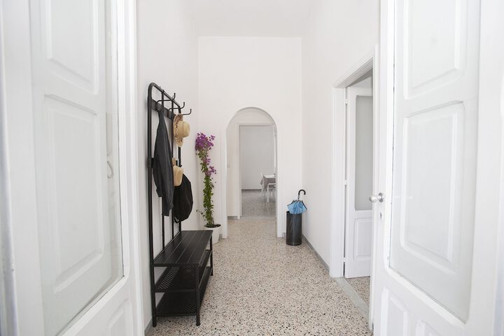 Room 16 of 22