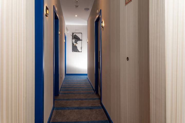 Ballroom/Hall 42 of 53