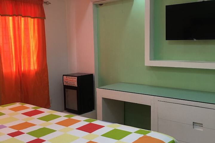 Room 8 of 76