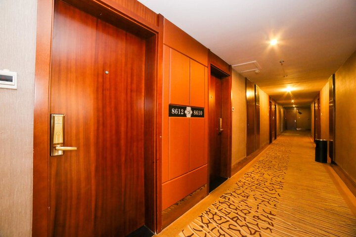 Hotel Interior 11 of 21