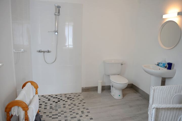 Bath Interior