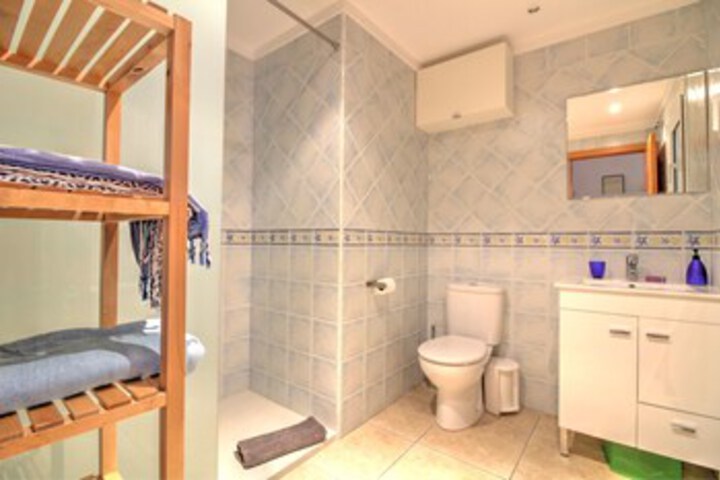 Room 2 of 13