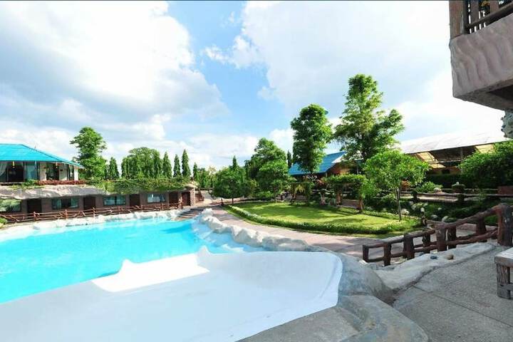 Pool 19 of 32