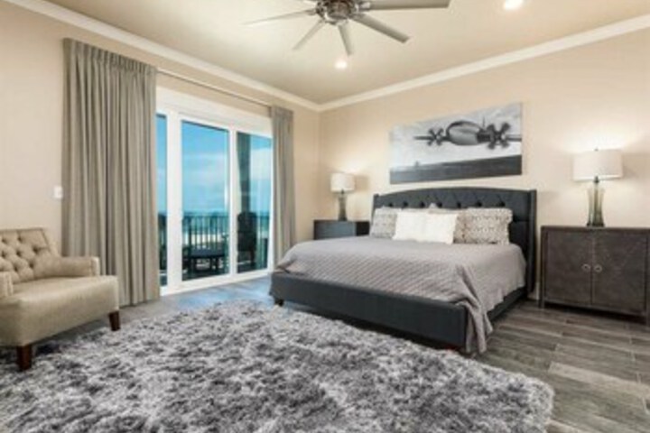 Room 40 of 48