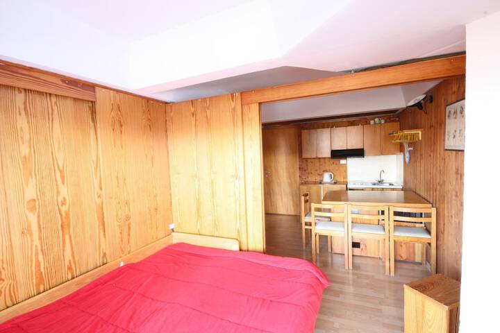Room 22 of 74
