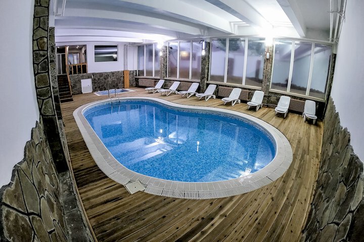 Pool Hotel