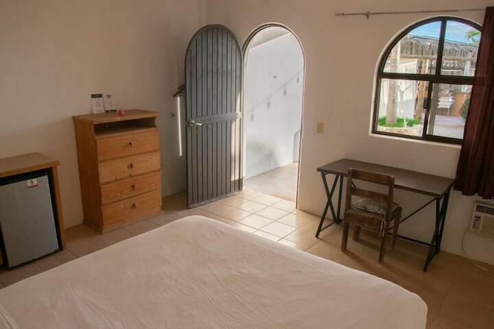 Room 2 of 63