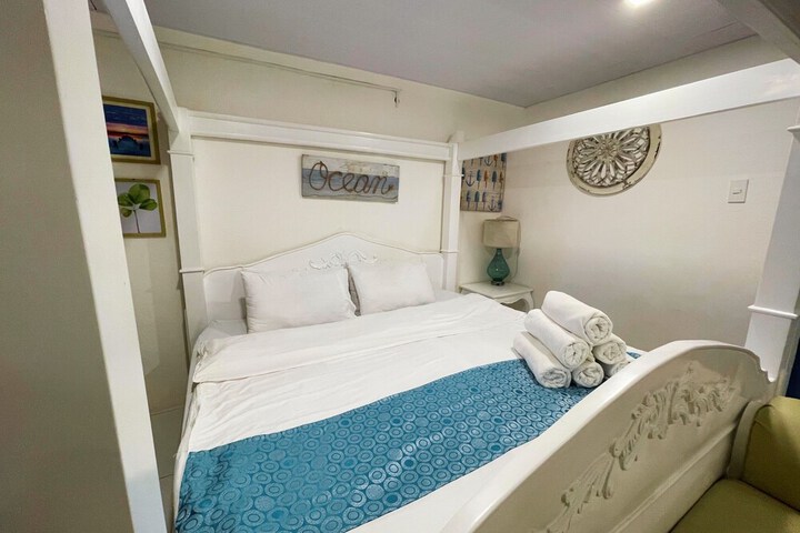 Room 34 of 106