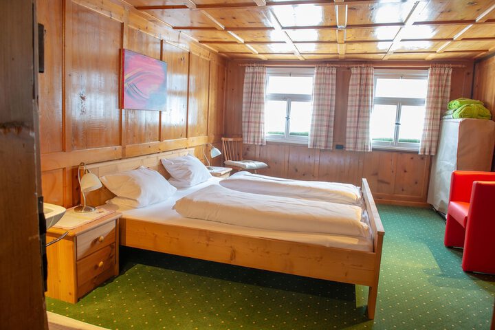 Room 6 of 58