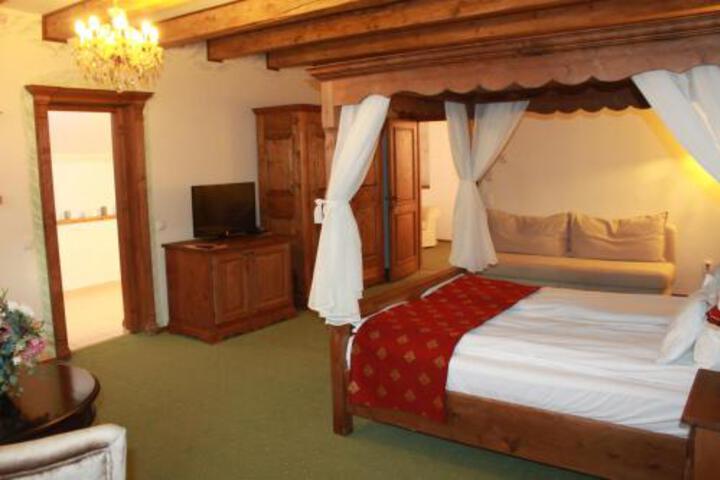 HOTEL VILA FRANKA