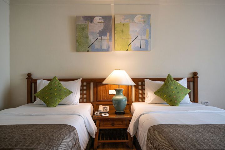 Room 25 of 71